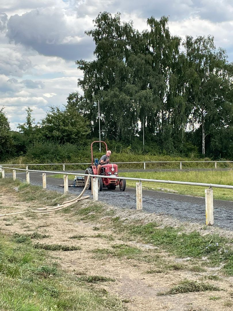 4d03493c-3a17-43fb-a187-cd8239238b86